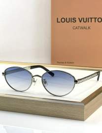 Picture of Louis Vuitton Sunglasses _SKUfw76512809fw